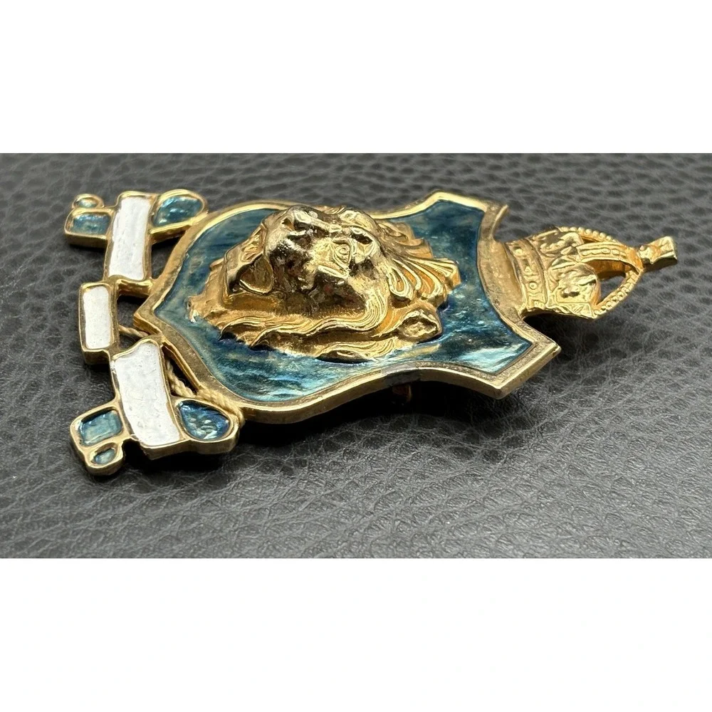 Vintage Accessocraft NYC Lion Shield Brooch Gold Tone Blue Enamel Leo Zodiac